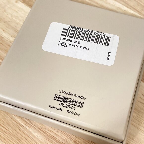 India Hicks La Vita E Belle Token Pendant, GOLD NIB Retired Item #137360 - Picture 4 of 4